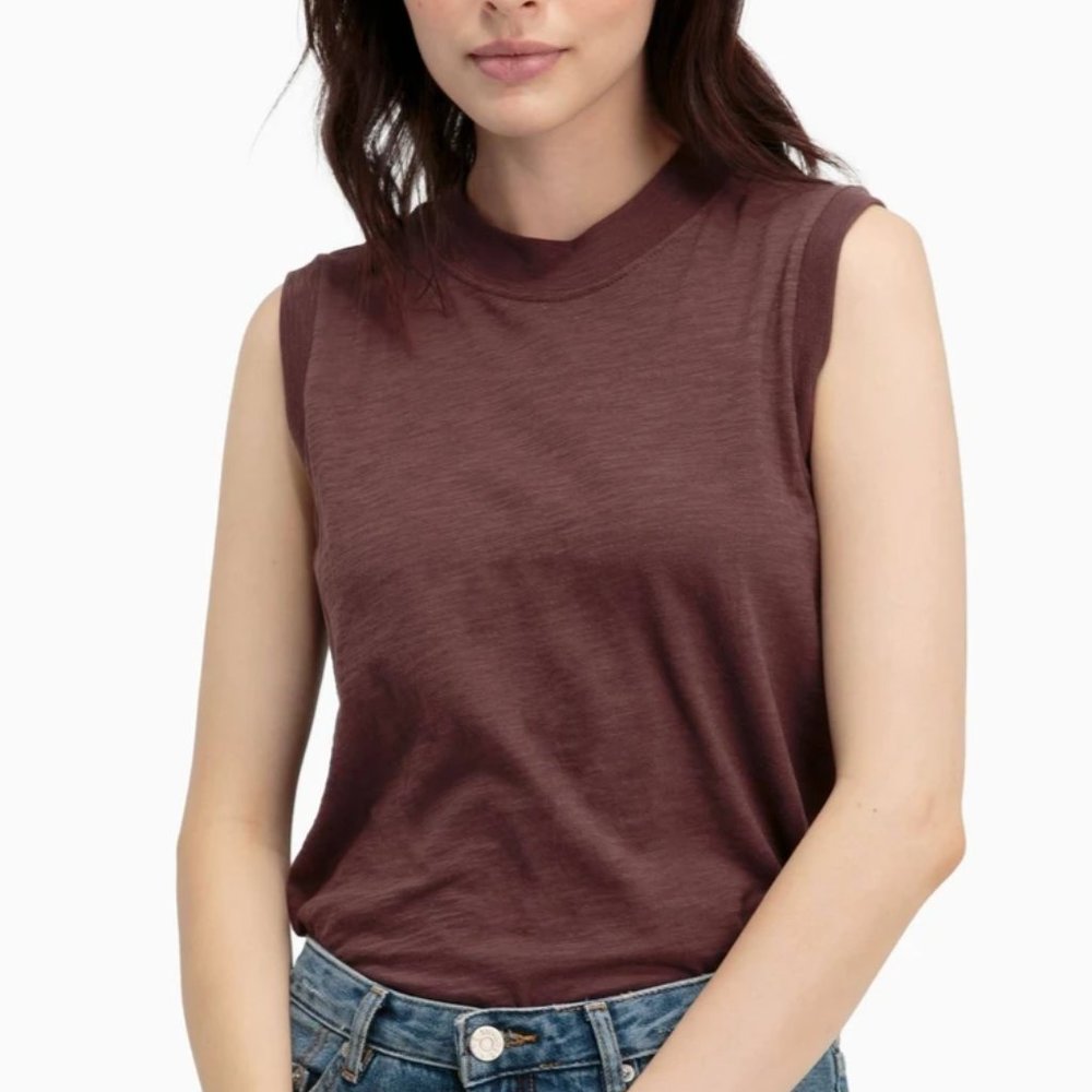 Richer Poorer Muscle Tank Java M NWT